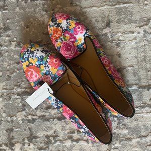 NEW - Floral Flats - Size 8